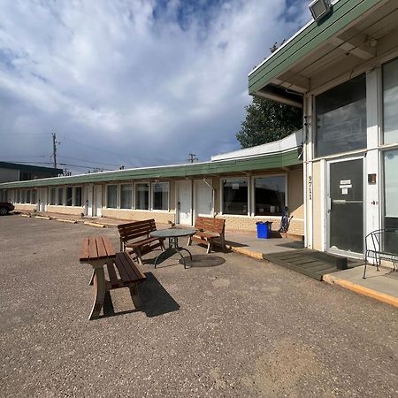 Caravan Motel Fort St. John Экстерьер фото